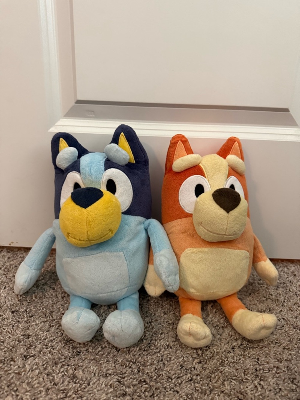 Talking Bluey and bingo plushes